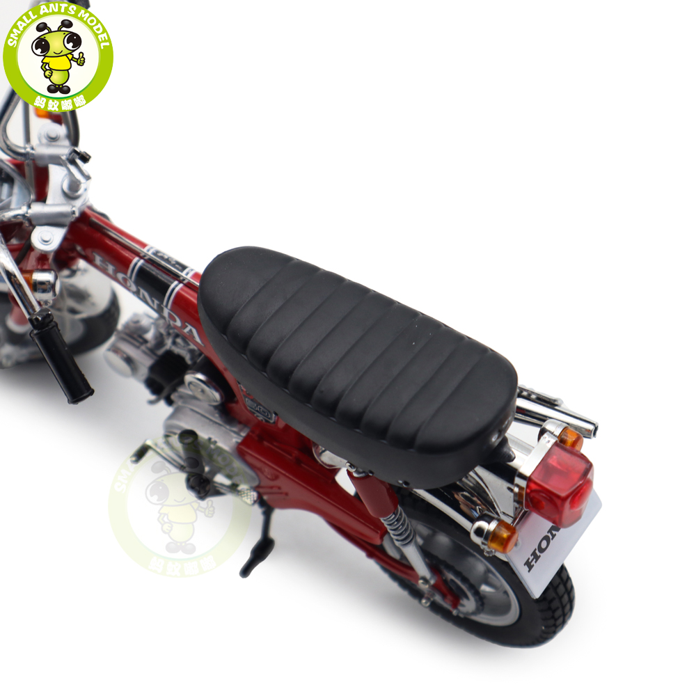 1/10 EBBRO Honda DAX Honda ST50 1969 Diecast Model Motorcycle Car