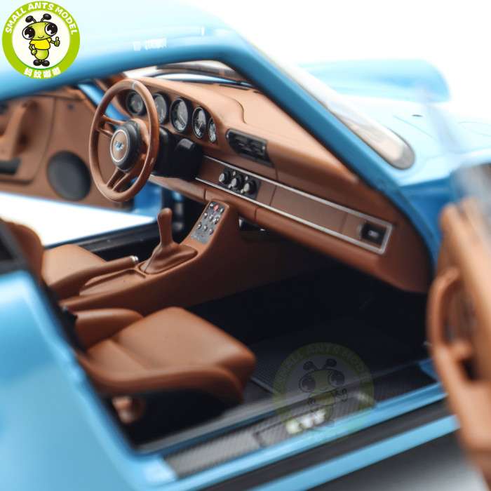 1/18 Porsche RUF CTR Anniversary 2017 Bavarian Sky Blue Almost Real 880302 Diecast Model Toy Car Gifts For Friends Father