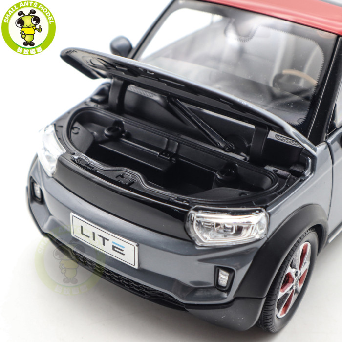 1/18 BAIC LITE Afcfox Diecast Model Toy Car Gifts For Father Friends