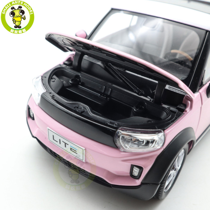 1/18 BAIC LITE Afcfox Diecast Model Toy Car Gifts For Father Friends