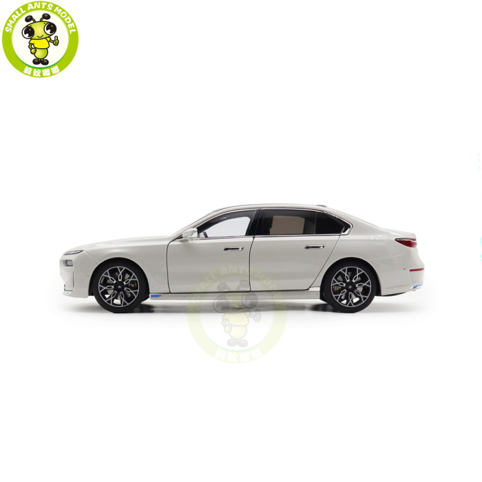 1/18 Minichamps BMW i7 Diecast Model Toys Car Gifts For Father Friends