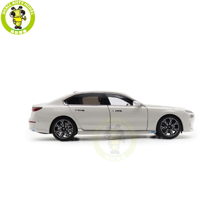 1/18 Minichamps BMW i7 Diecast Model Toys Car Gifts For Father Friends