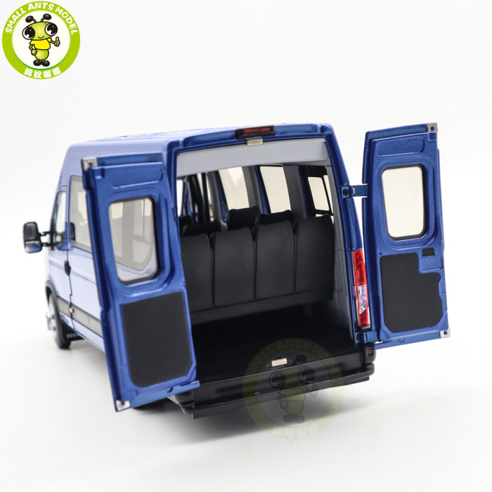 1/24 Iveco Commercial Vehicles Bus Diecast Model Toy Car Gifts For Friends Father