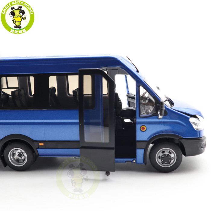 1/24 Iveco Commercial Vehicles Bus Diecast Model Toy Car Gifts For Friends Father