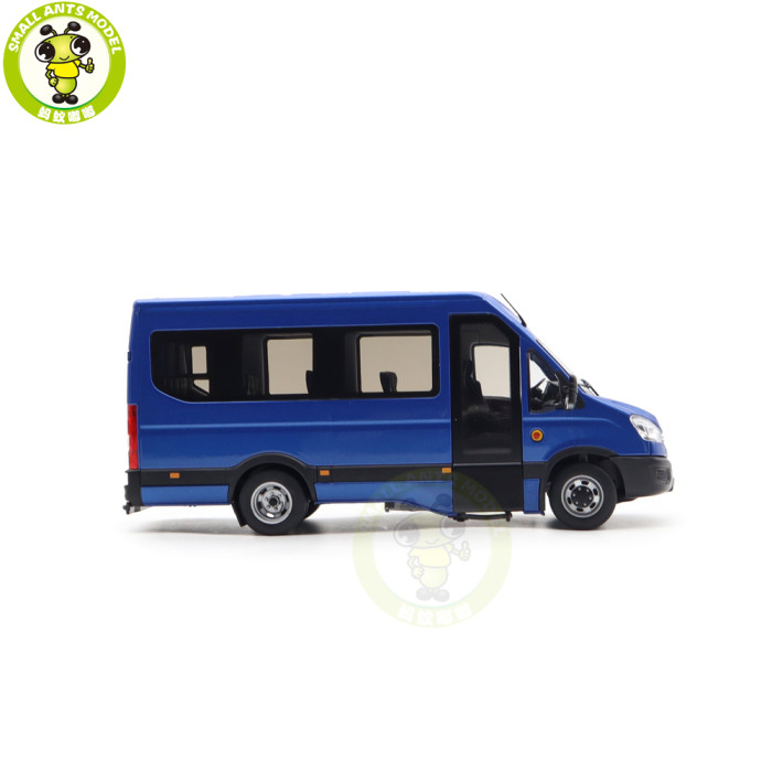 1/24 Iveco Commercial Vehicles Bus Diecast Model Toy Car Gifts For Friends Father
