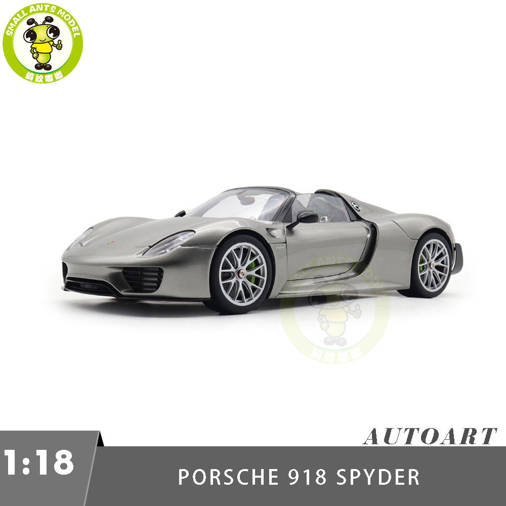 1/18 Porsche 918 Spyder Weissach Package Autoart 77922 Liquid
