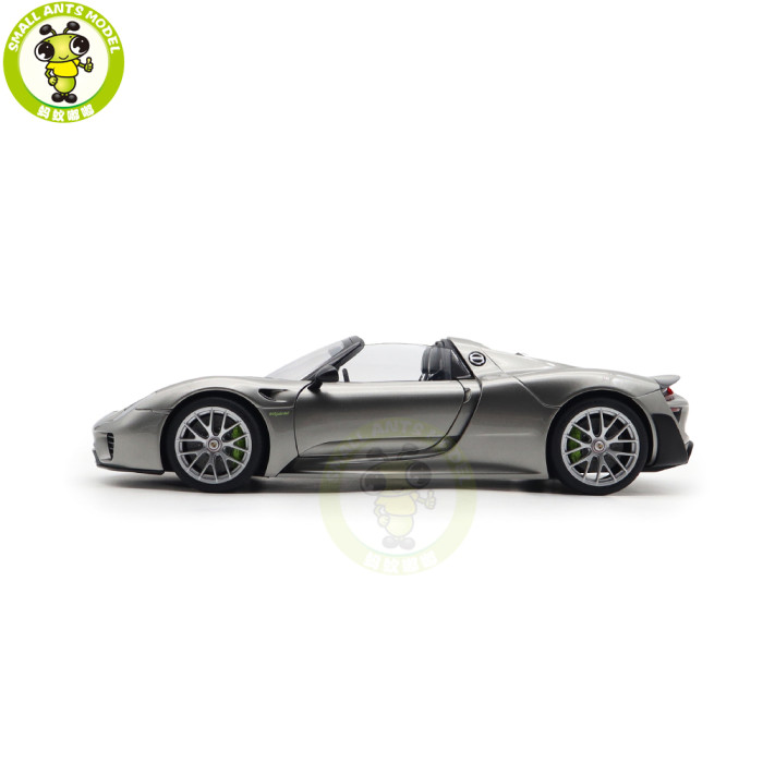 1/18 Porsche 918 Spyder Weissach Package Autoart 77922 Liquid Metal Silver Model Toy Car Gifts For Father Friends