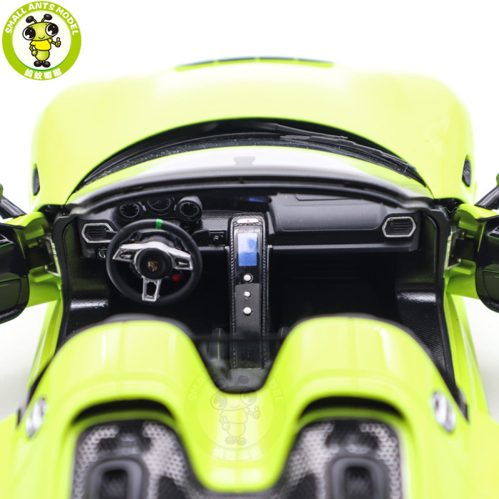 1/18 Porsche 918 Spyder Weissach Package Autoart 77921 Acid Green Model Toy Car Gifts For Father Friends