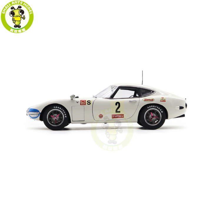 1/18 AUTOart 86716 Toyota 2000GT 24 HRS FUJI 1967 #2 Diecast Model Toy Car Gifts For Friends Father