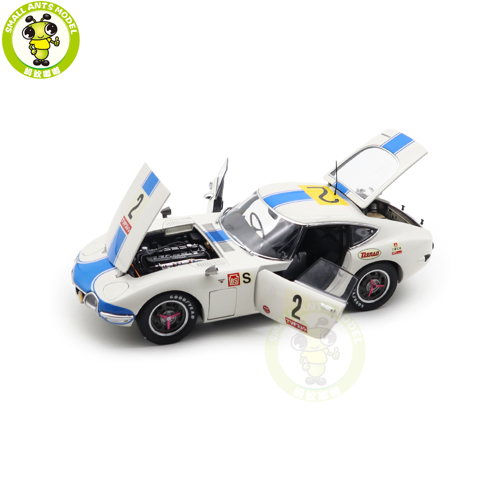 ミニカー TOYOTA 2000GT 24HRS FUJI 1967 (1/18) Autoart 1/18 Scale 86715 - Toyota 2000 GT #1 24Hrs Fuji 1967