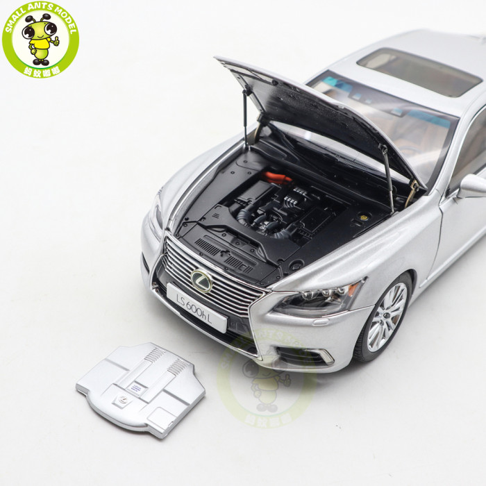 1/18 AUTOart 78841 Lexus LS600 LS600hL Sonic Silver Diecast Model Toy Car Gifts For Friends Father