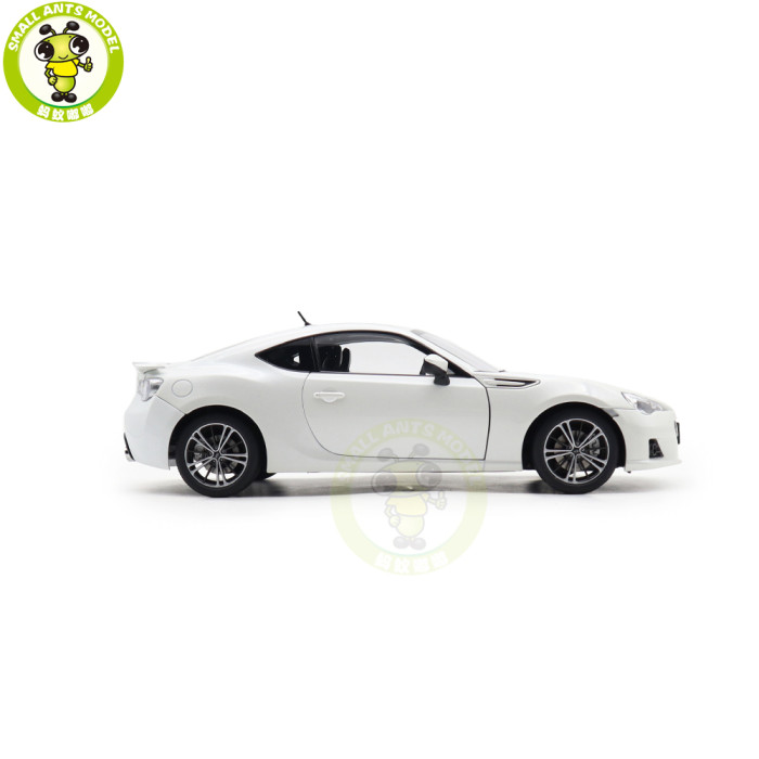 1/18 AUTOart 78693 SUBARU BRZ White Diecast Model Car Gifts For Friends Father