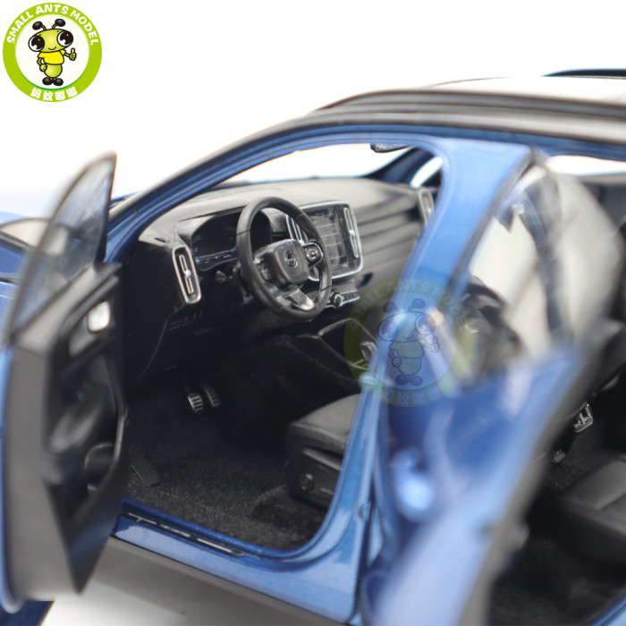 1/18  Volvo XC40 Recharge Electric Car Blue Diecast Model Toy Car Gifts For Friends