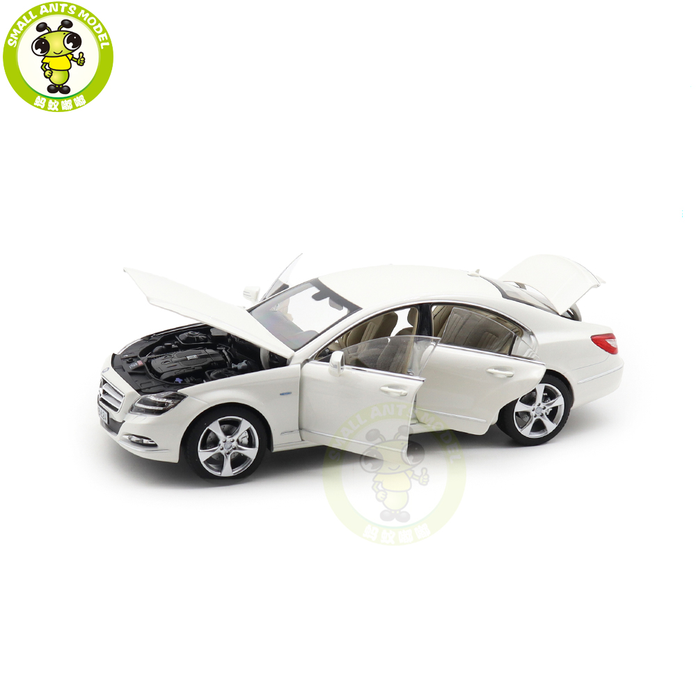 1/18 Mercedes Benz CLS Coupe 2011 NOREV 183943 Diamond White