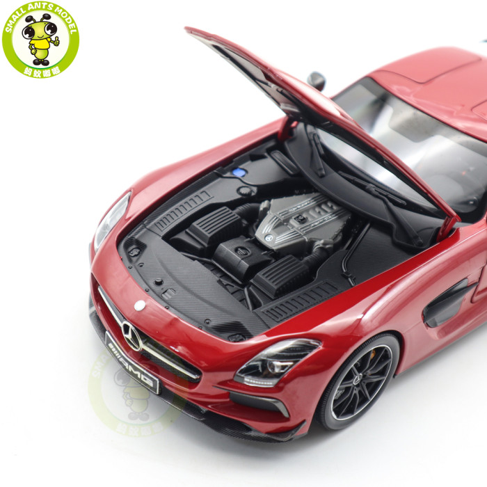 1/18 Minichamps Mercedes-Benz AMG SLS Black Series 2013 Diecast Model Toys Car Gifts For Father Friends