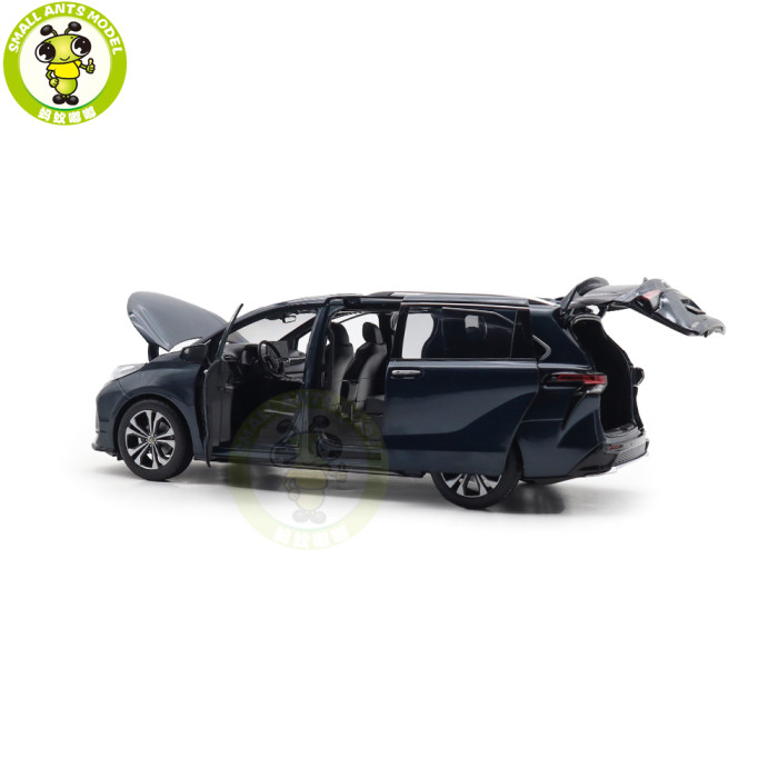 1/18 Toyota Granvia MPV Diecast Model Toys Car Gifts For Friends Father