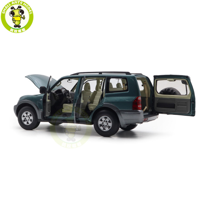 1/18 Mitsubishi PAJERO V73 YC MODEL Diecast Model Toy Car Gifts For Friends Father