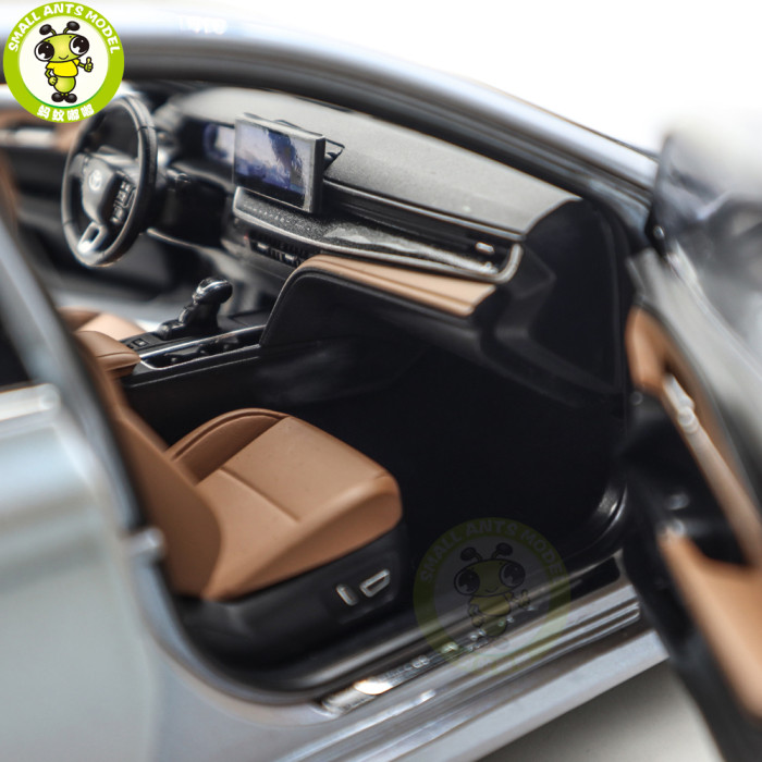 1/18 Toyota Camry 2024 9th Generation And Sport Version Diecast Model Toy Car Gifts For Friends Father