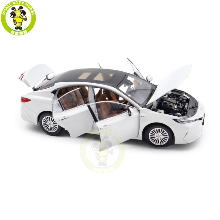 1/18 Toyota Camry 2024 9th Generation And Sport Version Diecast Model Toy Car Gifts For Friends Father