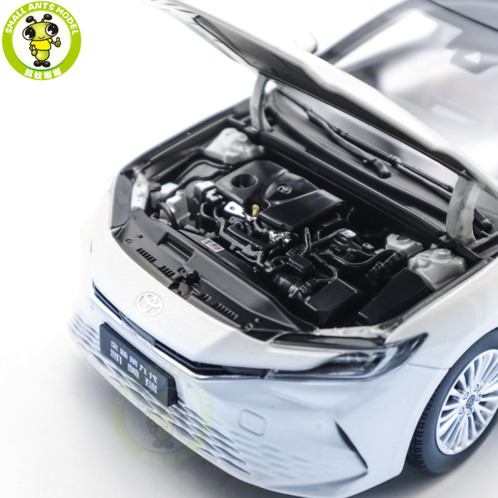 1/18 Toyota Camry 2024 9th Generation And Sport Version Diecast Model Toy Car Gifts For Friends Father