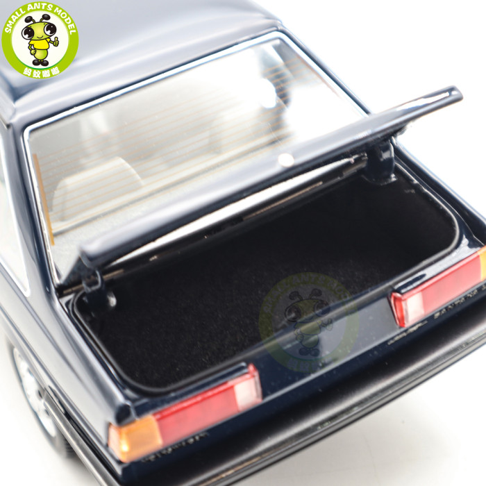 1/18 VW Volkswagen Santana LX 1983 Passat B2 Diecast Model Toy Cars Gifts For Father Friends