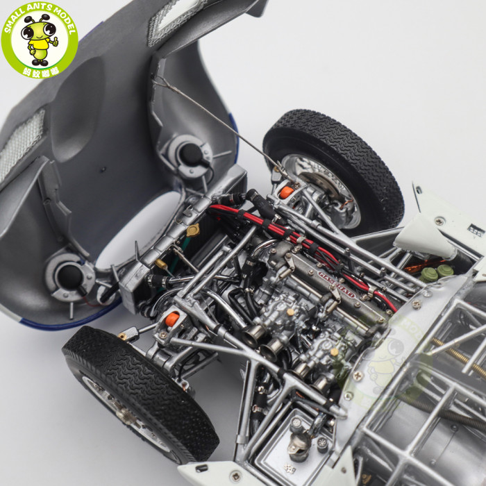 1/18 CMC M-281 Maserati Tipo 61 Birdcage Winner SCCA CDR 1960 Jim Hall Diecast Model Toy Car Gifts For Friends