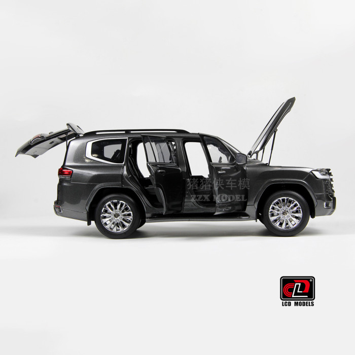 1/18 LCD TOYOTA LAND CRUISER 300 LC300 ZX Diecast Model Toy Car Gifts For Friends Father