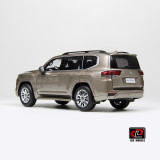 1/18 LCD TOYOTA LAND CRUISER 300 LC300 ZX Diecast Model Toy Car Gifts For Friends Father