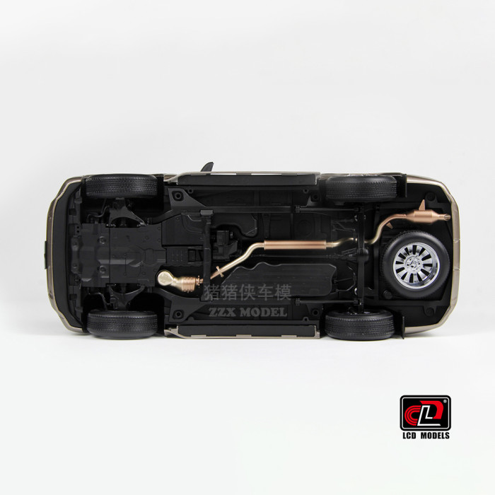 1/18 LCD TOYOTA LAND CRUISER 300 LC300 ZX Diecast Model Toy Car Gifts For Friends Father