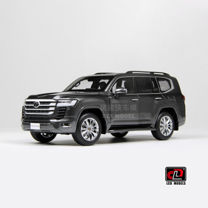 1/18 LCD TOYOTA LAND CRUISER 300 LC300 ZX Diecast Model Toy Car Gifts For Friends Father