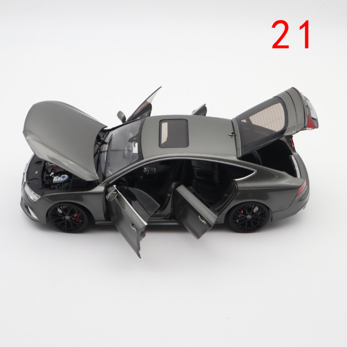 Damaged 1/18 Audi RS 7 RS7 2016 KengFai Diecast Metal Model Car
