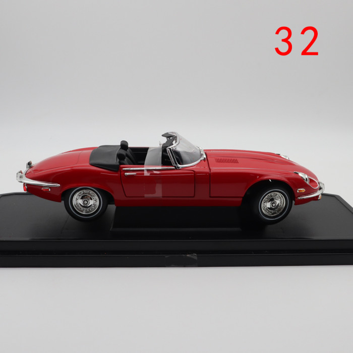 Defective 1/18 1971 Jaguar E-TYPE Roadster Road Signature Diecast Model Car
