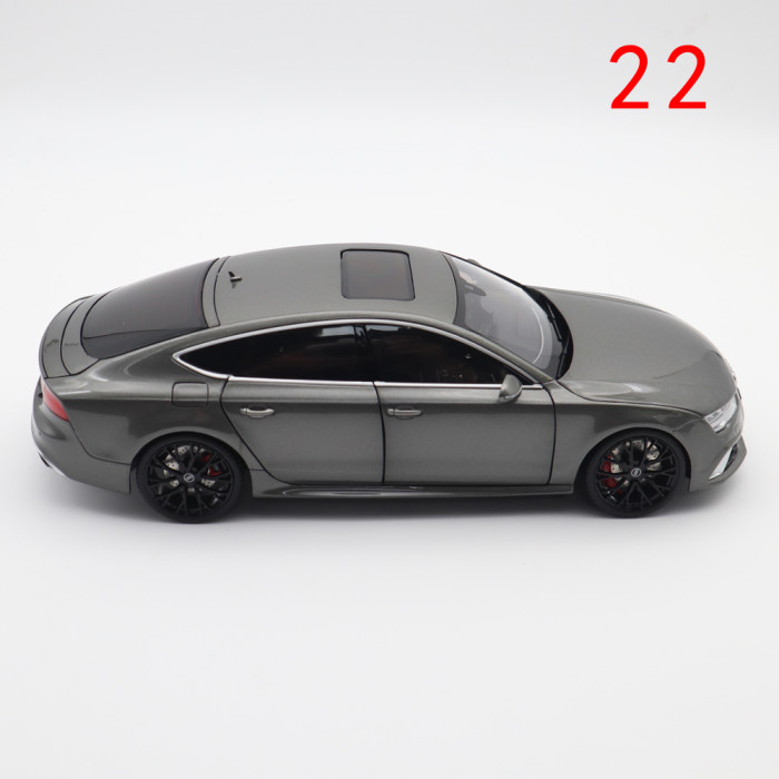Damaged 1/18 Audi RS 7 RS7 2016 KengFai Diecast Metal Model Car
