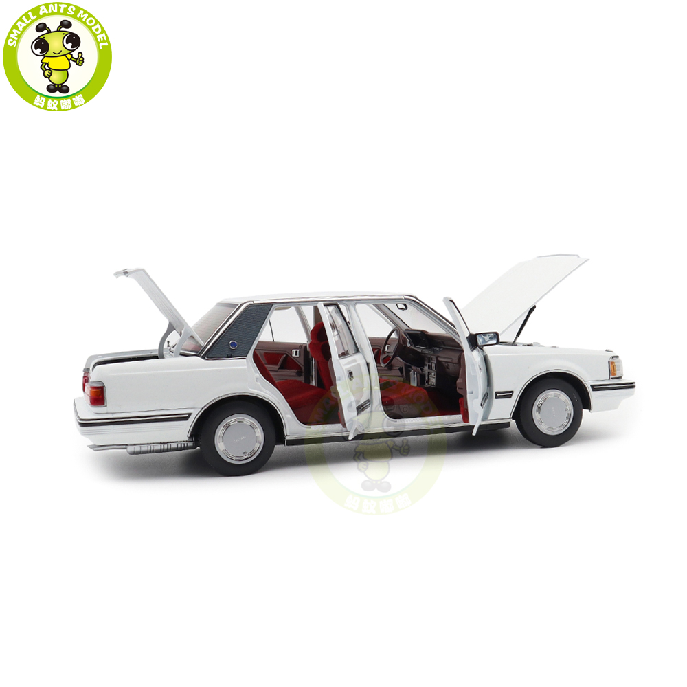 1/18 Toyota Crown Seventh Generation MS122 Diecast Model Car Gifts