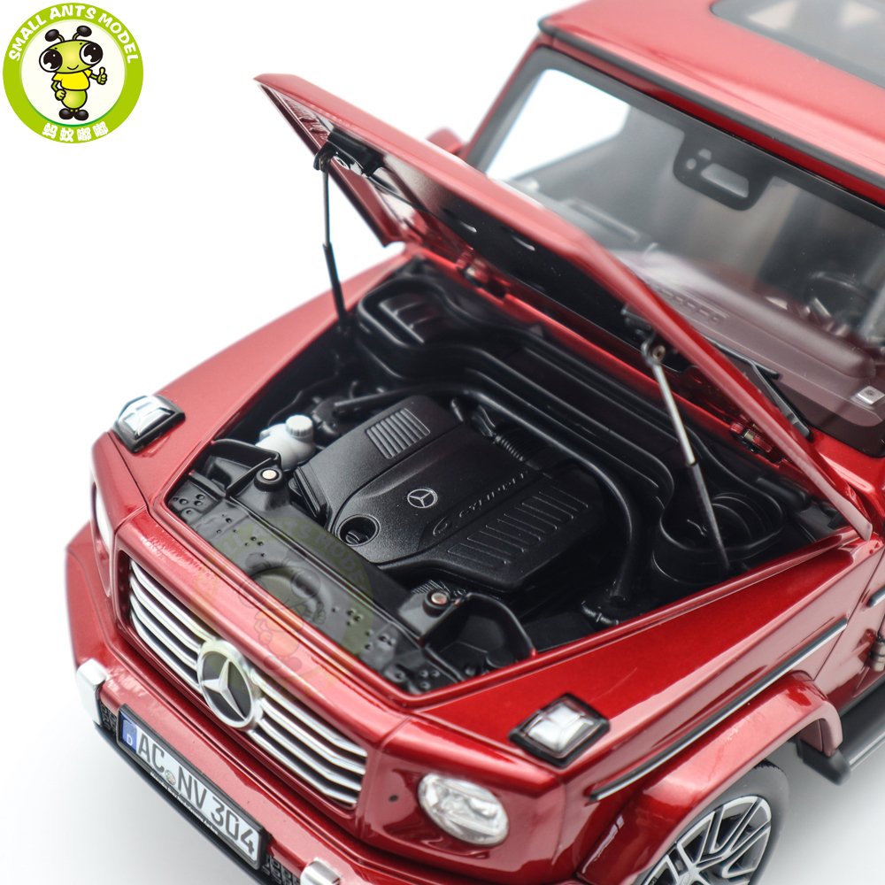 1/18 Mercedes-Benz G CLASS N465 2024 Norev 183037 Hyacinth Red
