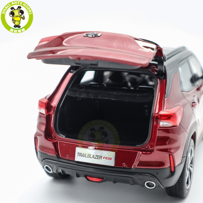 1/18 Chevrolet TRAILBLAZER RS Diecast Model Toy Car Gifts For Friends