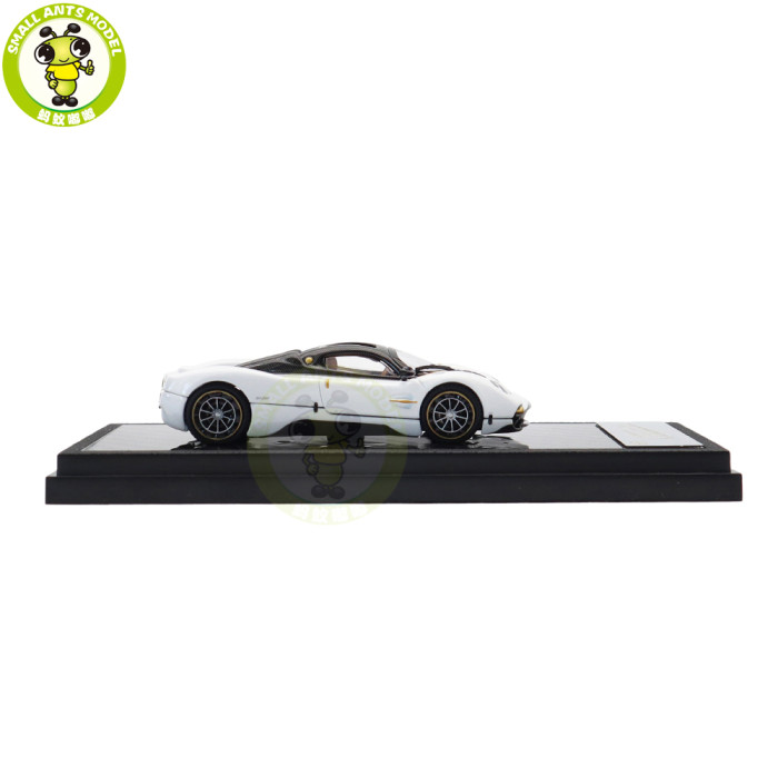 1/64 LCD Pagani Utopia Racing Car Diecast Model Toy Cars Gifts For Friends Father