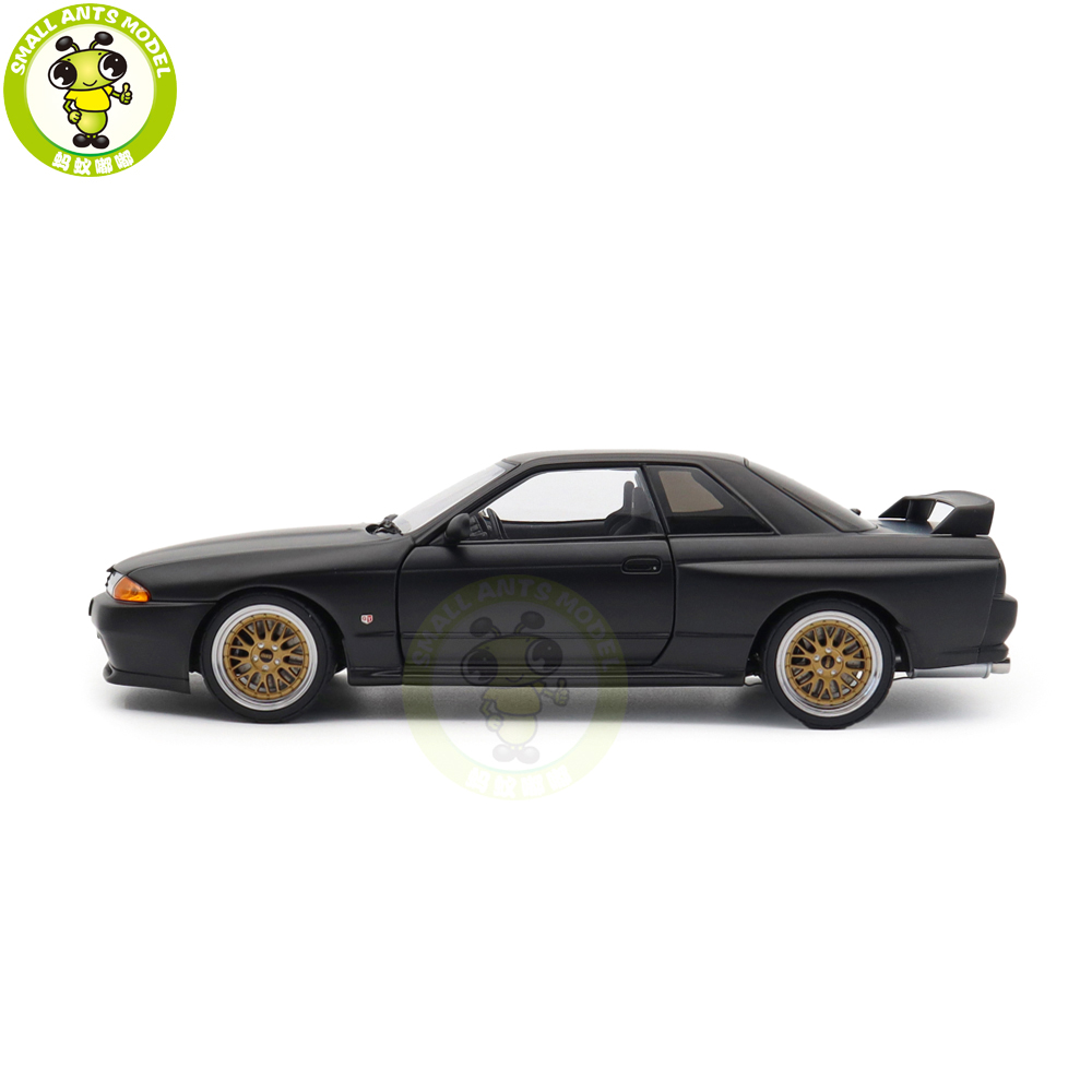 ミニカー Nissan Skyline GT-R (R32) V-Spec II 1/18 1/18 Nissan Skyline GT-R（R32）V-SPEC II Tuned Version Autoart