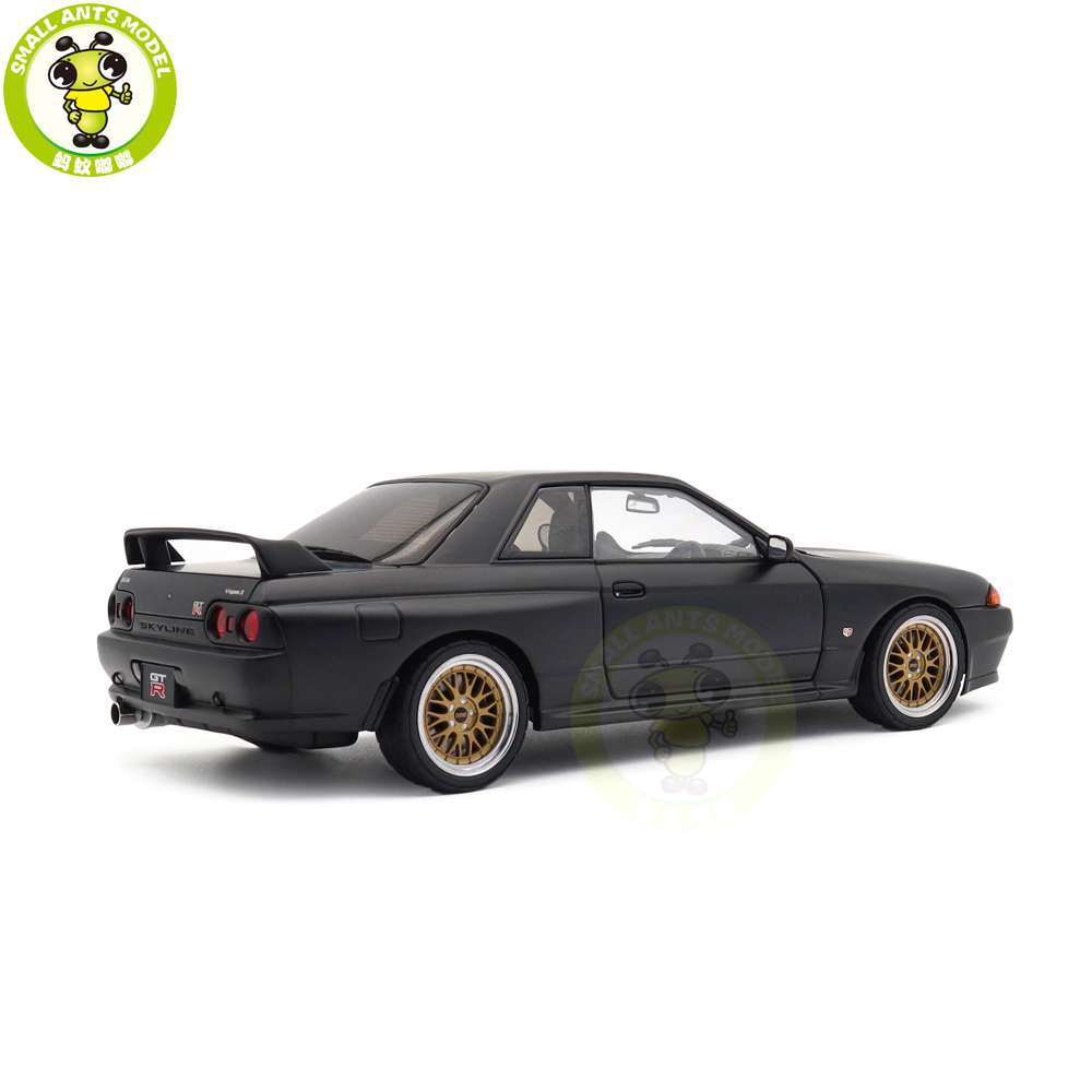 ミニカー Nissan Skyline GT-R (R32) V-Spec II 1/18 1/18 Nissan Skyline GT-R（R32）V-SPEC II Tuned Version Autoart