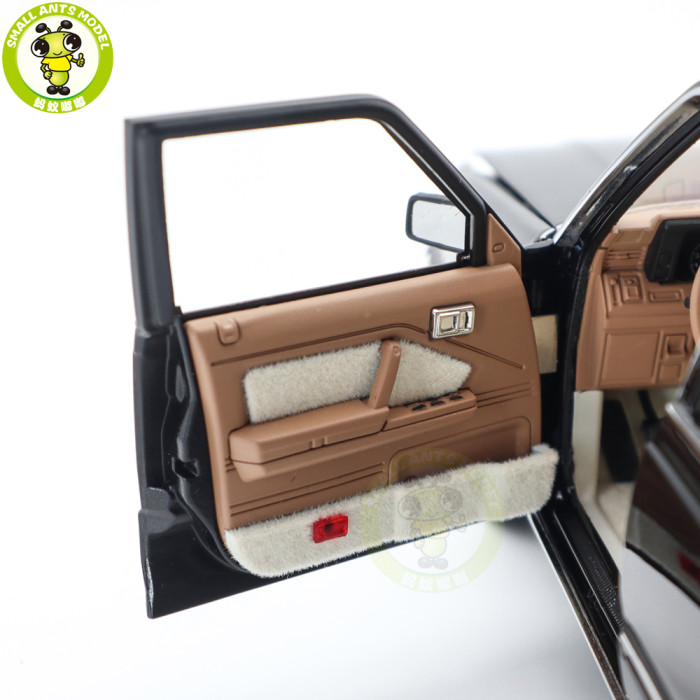 1/18 Toyota Crown Seventh Generation MS122 Diecast Model Car Gifts For Friends