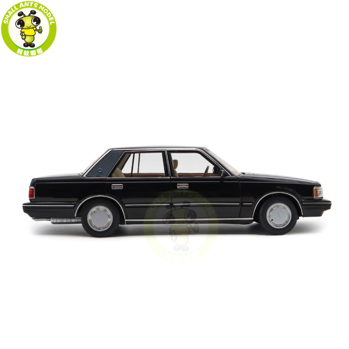 1/18 Toyota Crown Seventh Generation MS122 Diecast Model Car Gifts For Friends