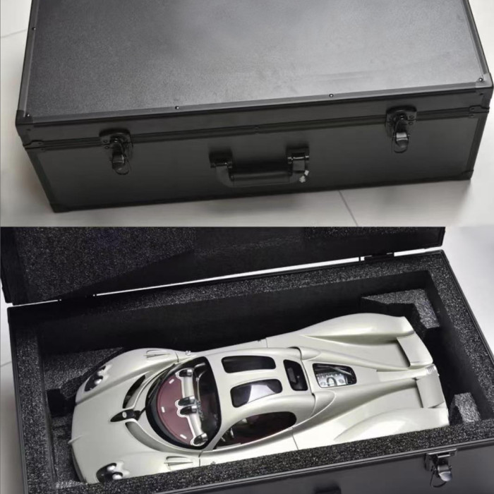 1/8 Pocher HK120 Pagani Utopia Coupe - Rinascimento Lucido Diecast Scale Kit Gifts For Friends Family
