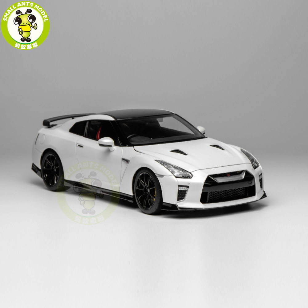 1/18 MOTORHELIX Nissan GT R GT-R R35 Track Edition