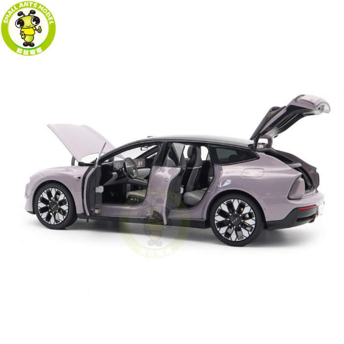 1/18 Audi E5 Sportback With Lights Diecast Model Toys Car Gifts For Friends Father