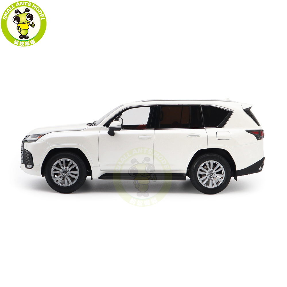 1/18 LCD TOYOTA LEXUS LX600 LX Diecast Model Toy Car Gifts For