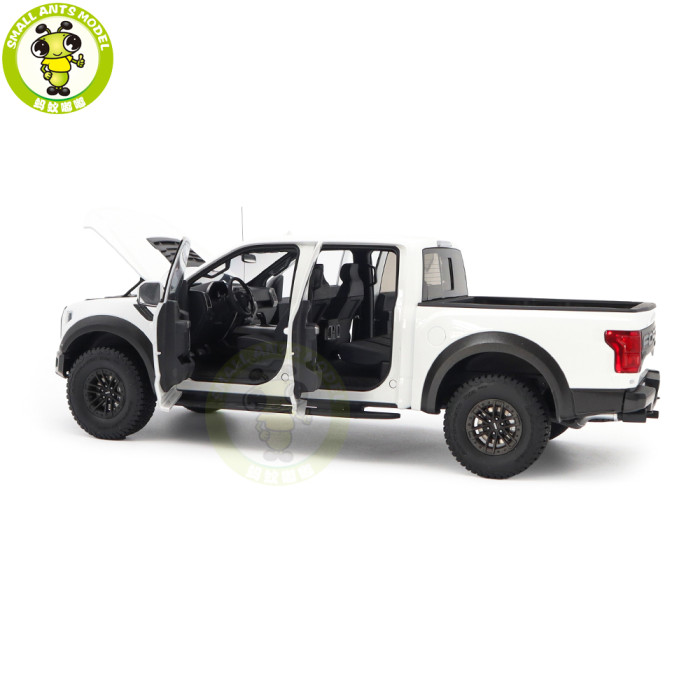 1/18 Ford F-150 Raptor AUTOart 72946 Oxford White Model Car