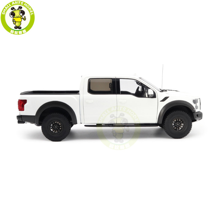 1/18 Ford F-150 Raptor AUTOart 72946 Oxford White Model Car