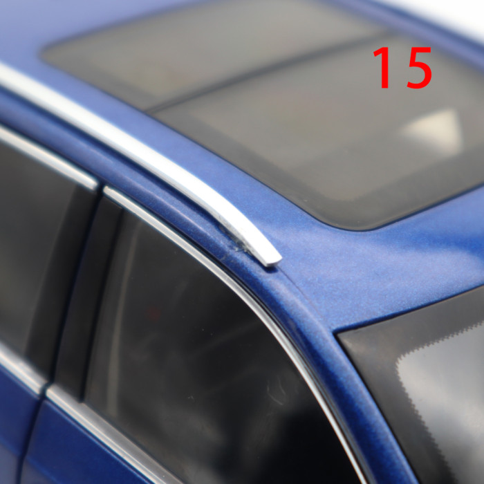 Defective 1/18  Audi Q3 Diecast Model Car