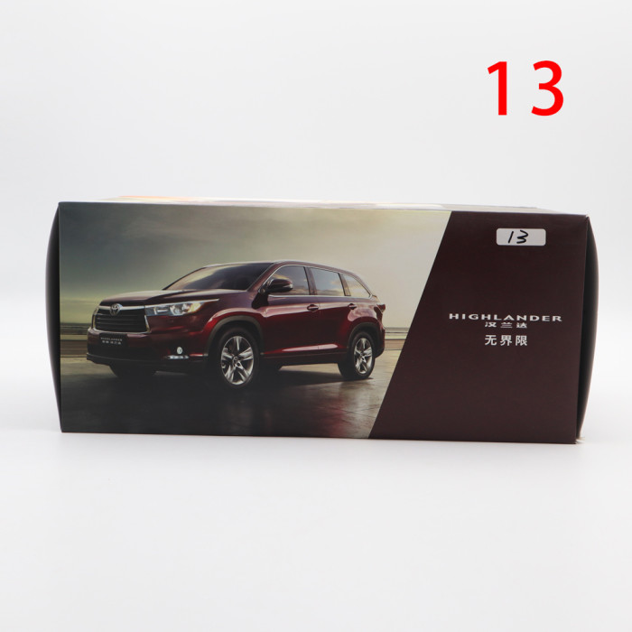Defective 1/18 Toyota Highlander 2015 Diecast Model Car