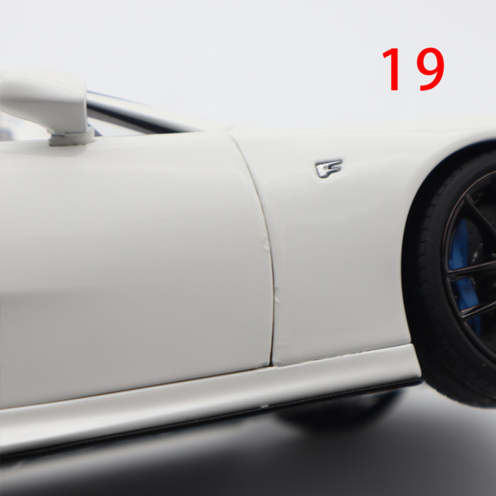 Defective 1/18 WELL LEXUS LFA Diecast Model Car